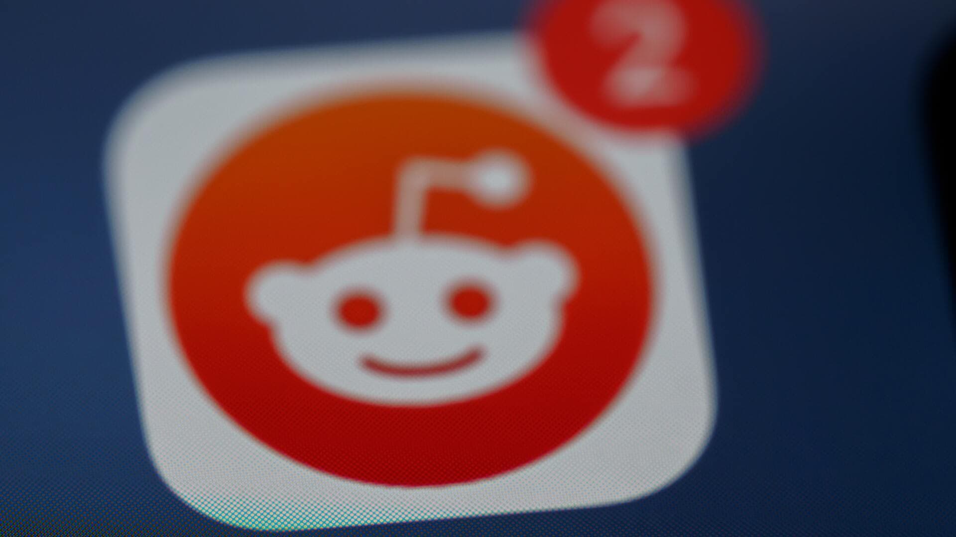 Notification bell indicating Reddit engagement alerts